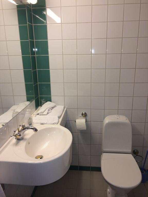 Vormsund Golf Hotell Bed Breakfast Oda fotoğraf